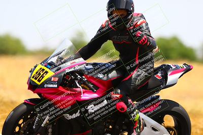 media/Apr-30-2023-CRA (Sun) [[020fcf5d43]]/Race 3-1000 Amateur Supersport/